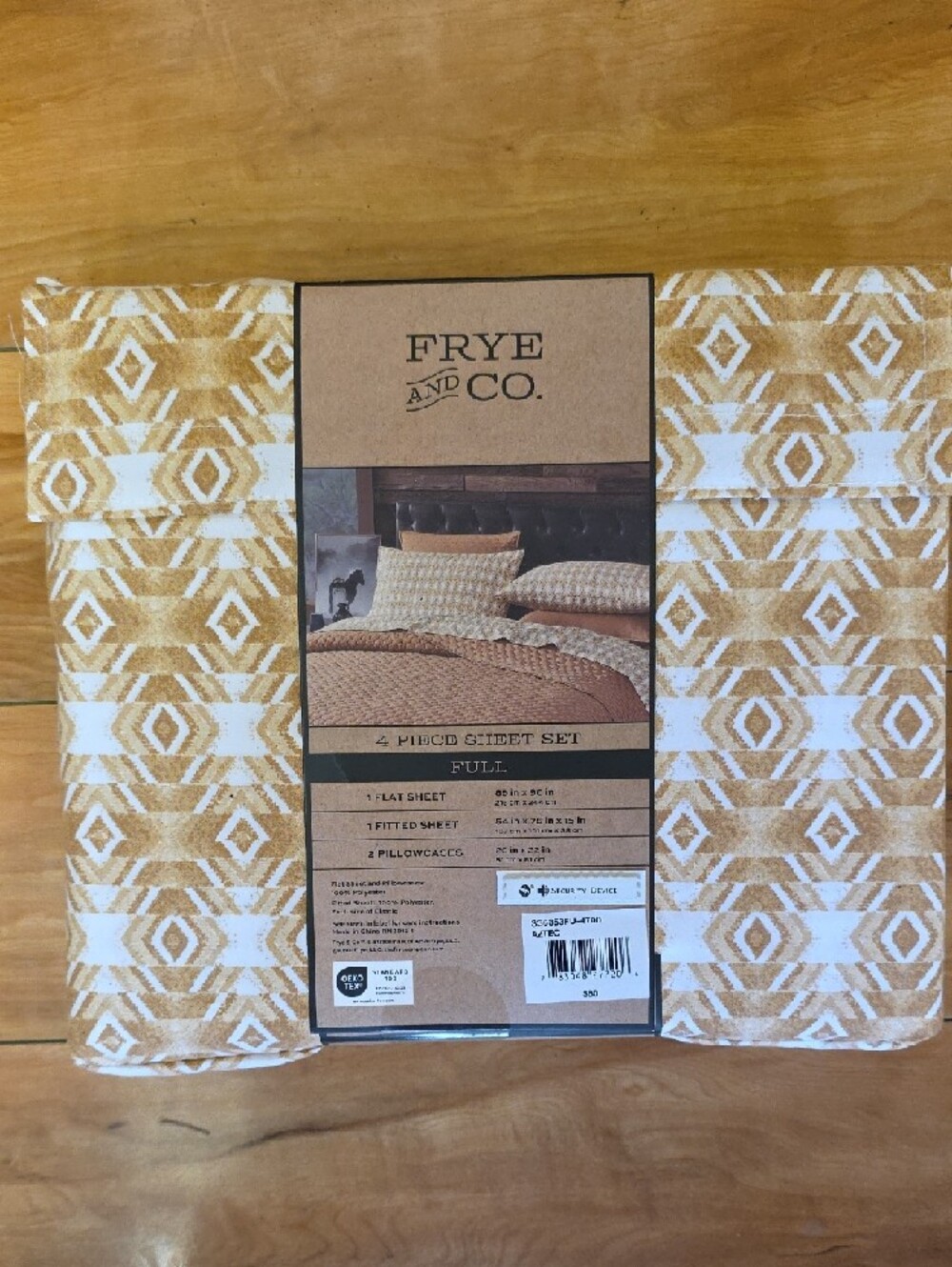 Frye and Co. NEW 4-piece Full Size Sheet Set Yellow White Geometric Aztec - Picture 3 of 5